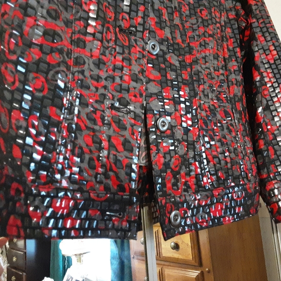 RUBY ROAD BLACK AND RUBY RED MATALIC ABSTRACT ART JACKET, SIZE MEDIUM - Picture 11 of 16
